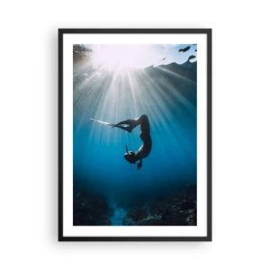 Poster in cornice nera - Subacqueo nei raggi di luce sott'acqua - 50x70cm - Danza subacquea - Decorazione murale moderna per soggiorno e camera da letto ARTTOR
