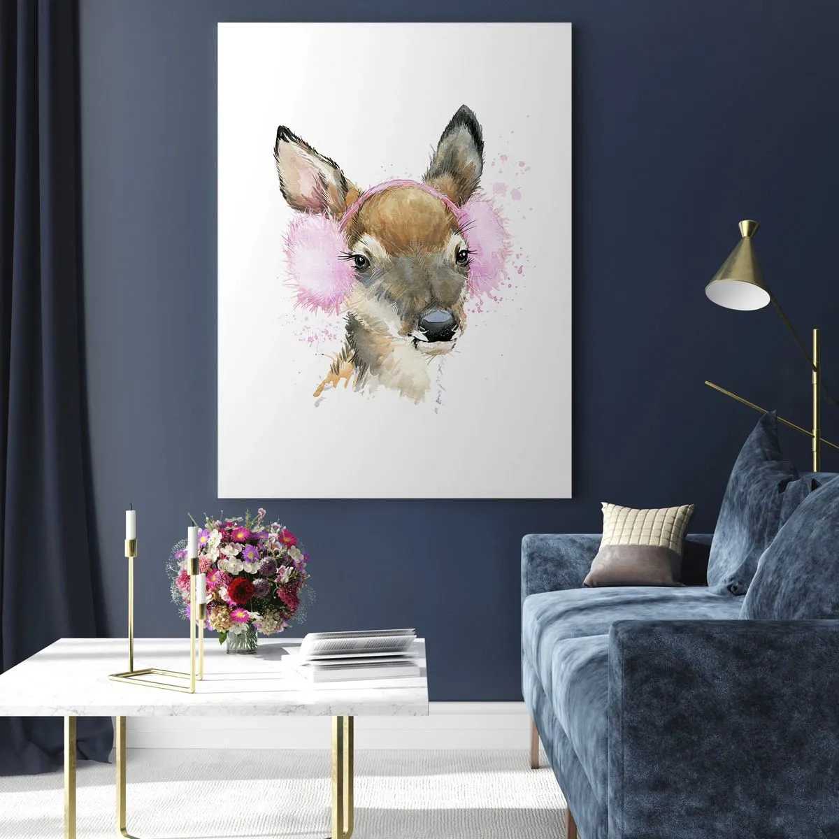 Quadro su vetro - Cervo acquerello con paraorecchie rosa - 70x100cm - E il gelo non mette più paura - Decorazione murale moderna per soggiorno e camera da letto ARTTOR