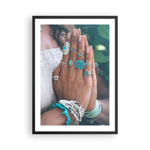 Poster in cornice nera - Mani decorate con gioielli in stile boho - 50x70cm - Benvenuto al centro dell'essere - Decorazione murale moderna per soggiorno e camera da letto ARTTOR