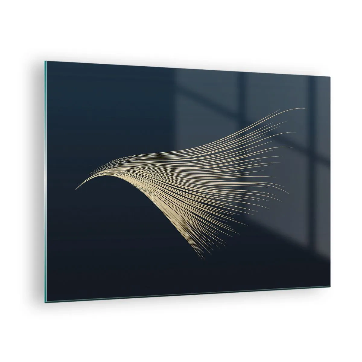 Quadro su vetro - Una linea dorata che ricorda un'ala su uno sfondo blu navy - 70x50cm - Come un capello d'angelo - Decorazione murale moderna per soggiorno e camera da letto ARTTOR