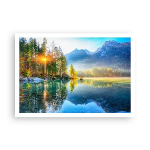 Poster - Un lago circondato da montagne e foreste sotto i raggi del sole - 100x70cm - Maestà e dolcezza - Decorazione murale moderna per soggiorno e camera da letto ARTTOR