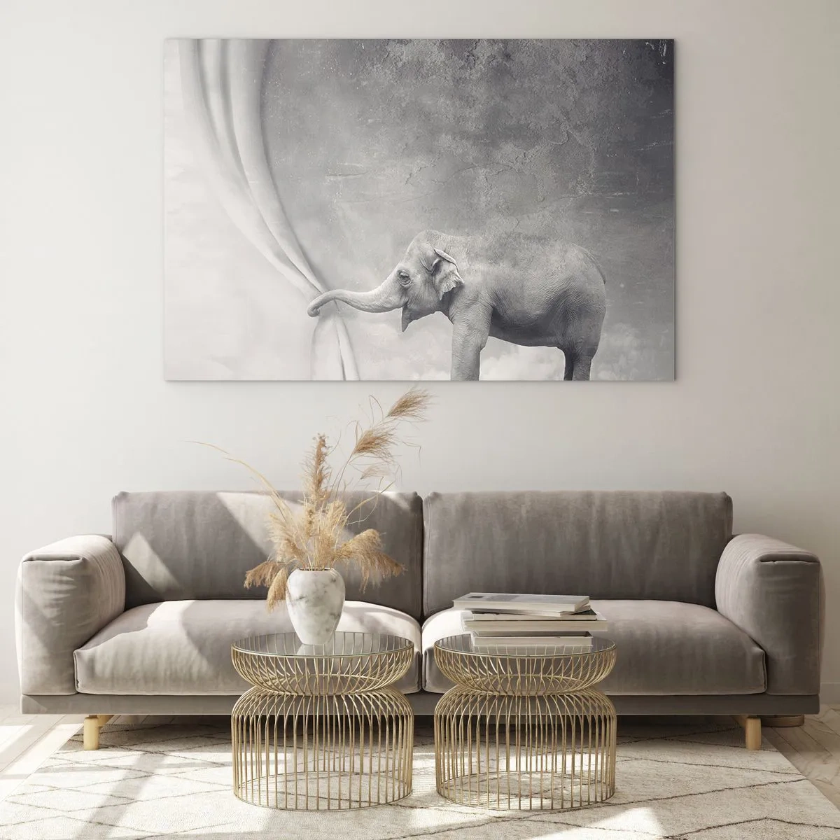 Quadro su vetro - Un elefante in un ambiente surreale con una tenda - 120x80cm - Svelare il mistero - Decorazione murale moderna per soggiorno e camera da letto ARTTOR