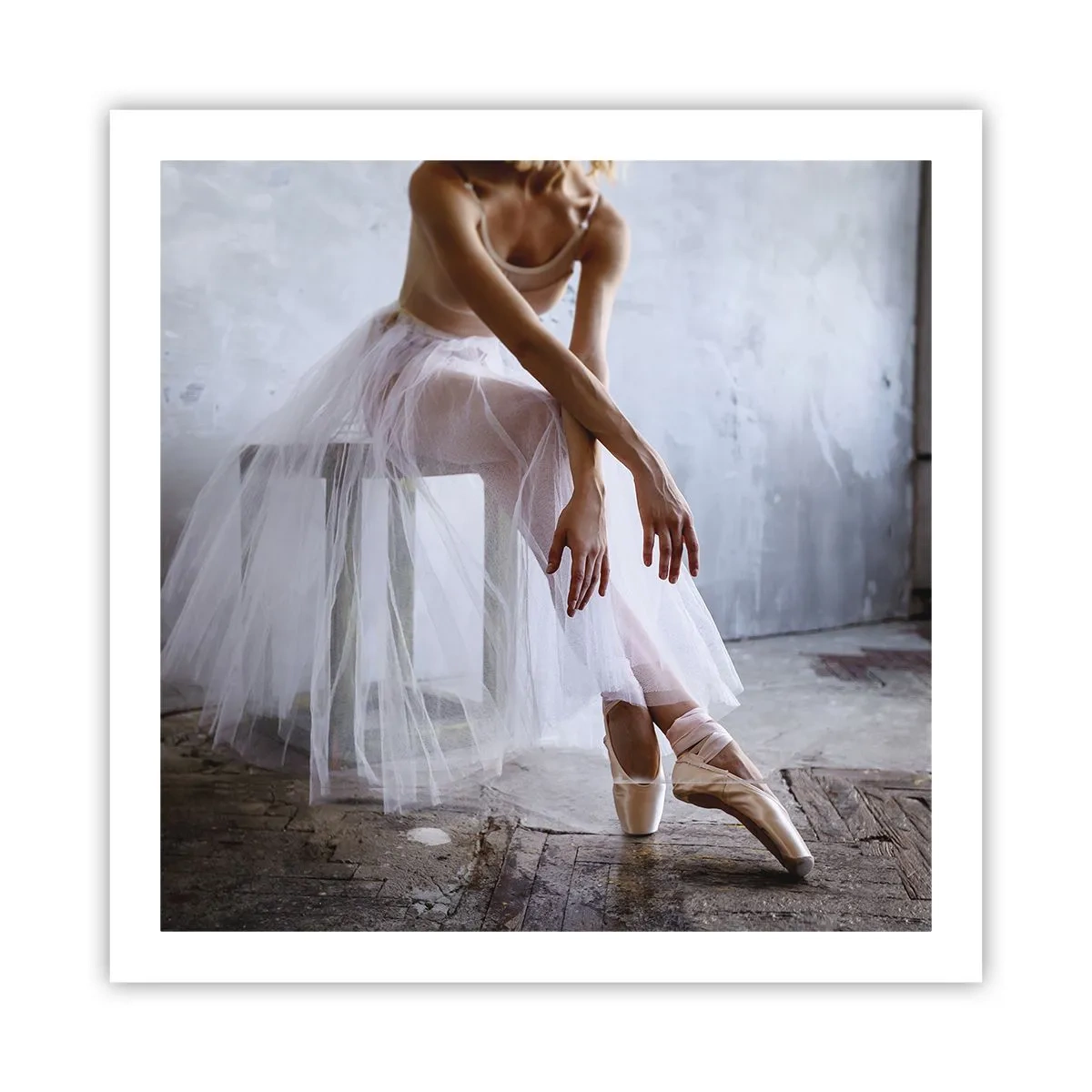 Poster - Prima che si accendano le luci del palco - 60x60 cm