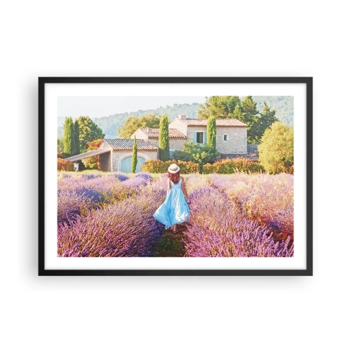 Poster in cornice nera - Una donna con un vestito blu cammina attraverso un campo di lavanda con vista su una casa. - 70x50cm - La ragazza nella lavanda - Decorazione murale moderna per soggiorno e camera da letto ARTTOR