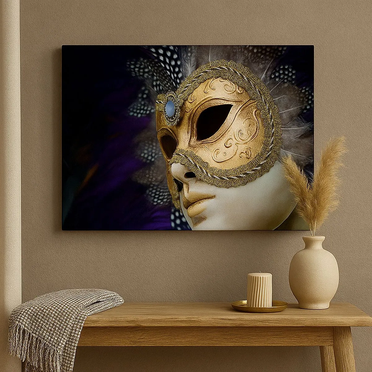 Quadro su tela - Stampe su Tela - Maschera veneziana dorata con piume decorative e ornamenti - 70x50cm - Ritratto di Venezia in oro - Decorazione murale moderna per soggiorno e camera da letto ARTTOR