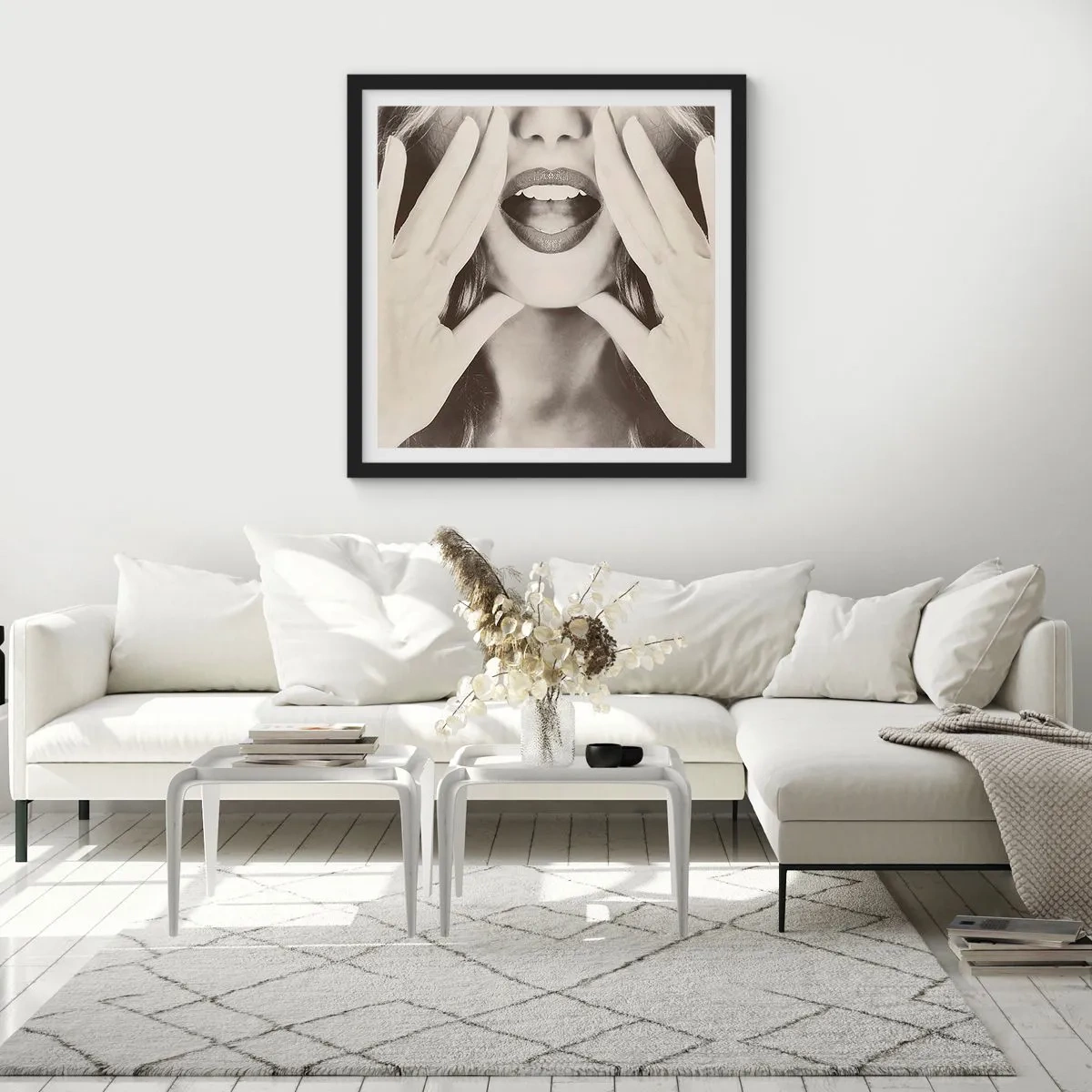 Poster in cornice nera - Arrivo! - 60x60 cm