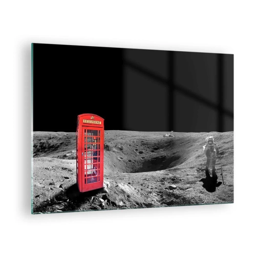 Quadro su vetro - Una cabina telefonica rossa sulla superficie lunare con un astronauta - 70x50cm - Scherzo cosmico - Decorazione murale moderna per soggiorno e camera da letto ARTTOR
