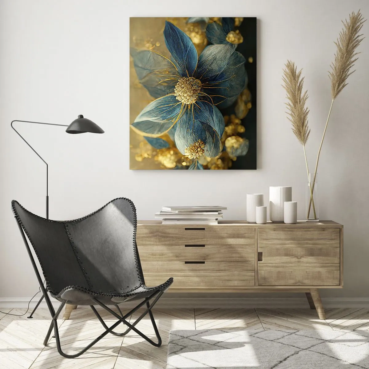 Quadro su vetro - Eleganti fiori nei toni del blu e dell'oro - 70x100cm - Fiorire d'oro - Decorazione murale moderna per soggiorno e camera da letto ARTTOR