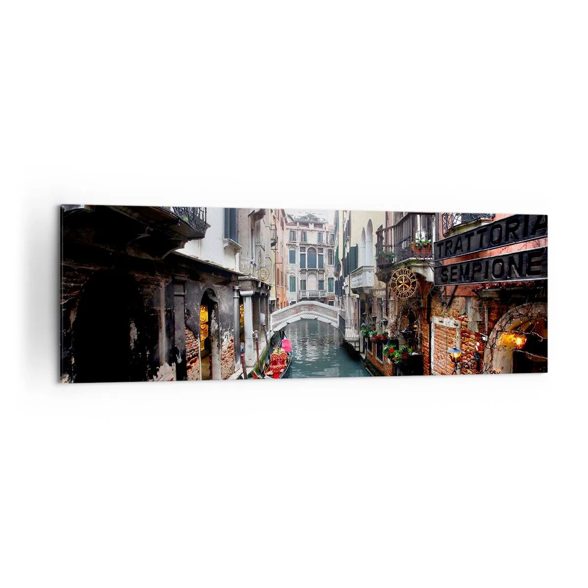 Quadro su tela - Stampe su Tela - Un canale a Venezia con una gondola ed edifici storici - 160x50cm - Paesaggio veneziano con gondola e ponte - Decorazione murale moderna per soggiorno e camera da letto ARTTOR