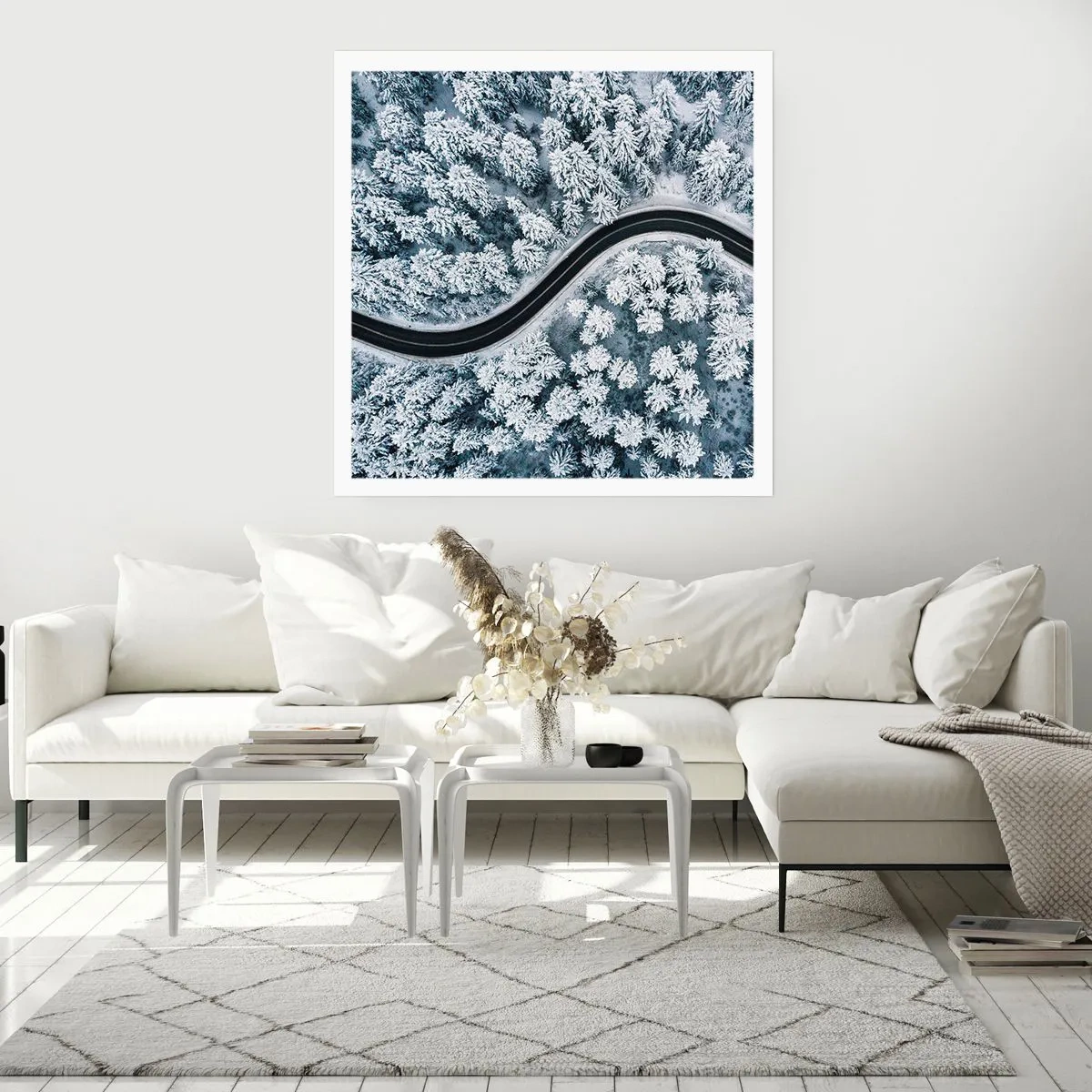 Poster - Attraverso il bosco invernale - 60x60 cm