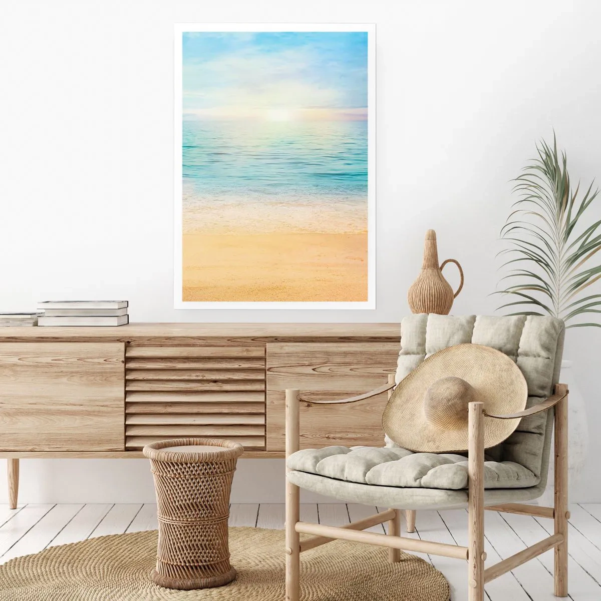Poster - Vista tranquilla sulla spiaggia e sul mare all'alba - 50x70cm - Il grande blu - Decorazione murale moderna per soggiorno e camera da letto ARTTOR