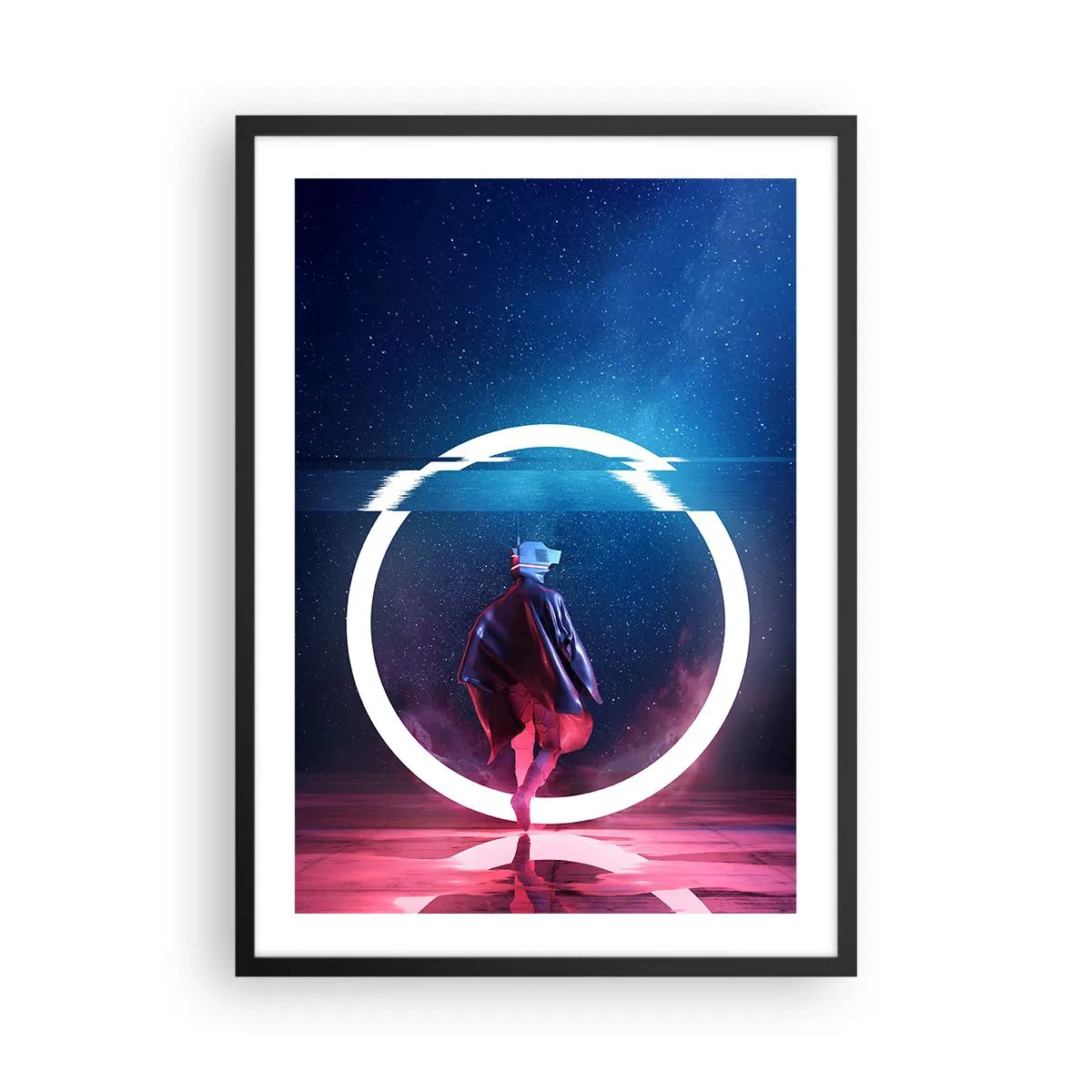 Poster in cornice nera - Una figura con un abito futuristico e occhiali VR sullo sfondo di un cerchio di luce - 50x70cm - Tra due mondi - Decorazione murale moderna per soggiorno e camera da letto ARTTOR