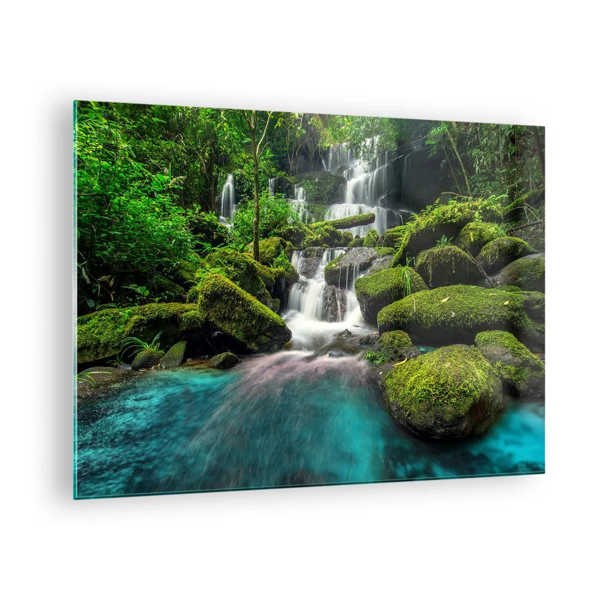 Quadro su vetro - Una cascata esotica circondata da una vegetazione lussureggiante e da acque turchesi - 70x50cm - Turchese, zaffiro e argento liquido - Decorazione murale moderna per soggiorno e camera da letto ARTTOR