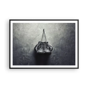 Poster in cornice nera - Vecchi guantoni da boxe contro il muro - 100x70cm - Tempo di lotte e tempo di pace - Decorazione murale moderna per soggiorno e camera da letto ARTTOR