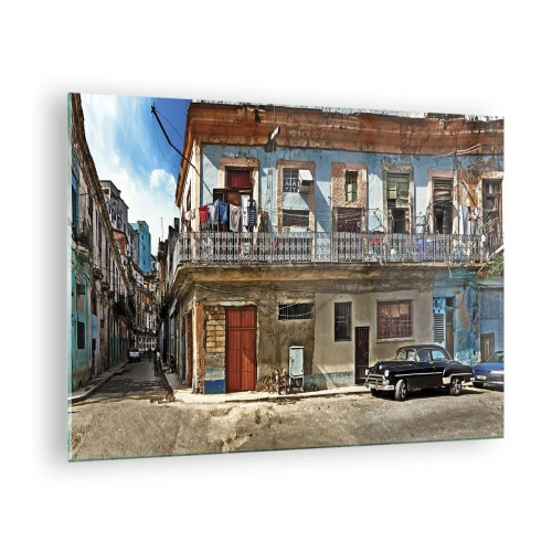 Quadro su vetro - Strada retrò con edifici classici e un'auto - 70x50cm - Atmosfera dell'Avana - Decorazione murale moderna per soggiorno e camera da letto ARTTOR