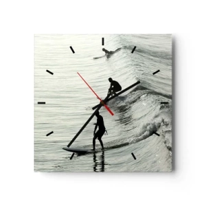 Orologio da parete - Orologio in Vetro - Surfisti sulle onde in uno scatto monocromatico - 30x30cm - Onde all'incontro - Decorazione murale moderna per soggiorno e camera da letto ARTTOR