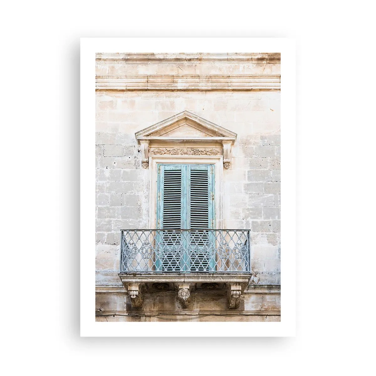 Poster - Balcone storico con persiane blu in stile mediterraneo - 50x70cm - Il fascino unico dell'Italia - Decorazione murale moderna per soggiorno e camera da letto ARTTOR