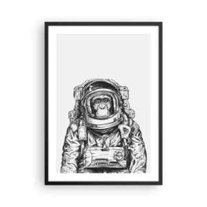 Poster in cornice nera - Una scimmia in tuta spaziale su sfondo bianco - 50x70cm - Evoluzione alternativa - Decorazione murale moderna per soggiorno e camera da letto ARTTOR