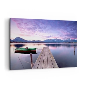 Quadro su tela - Stampe su Tela - Un molo di legno con una barca su un lago circondato da montagne al tramonto - 120x80cm - Silenzio amichevole - Decorazione murale moderna per soggiorno e camera da letto ARTTOR