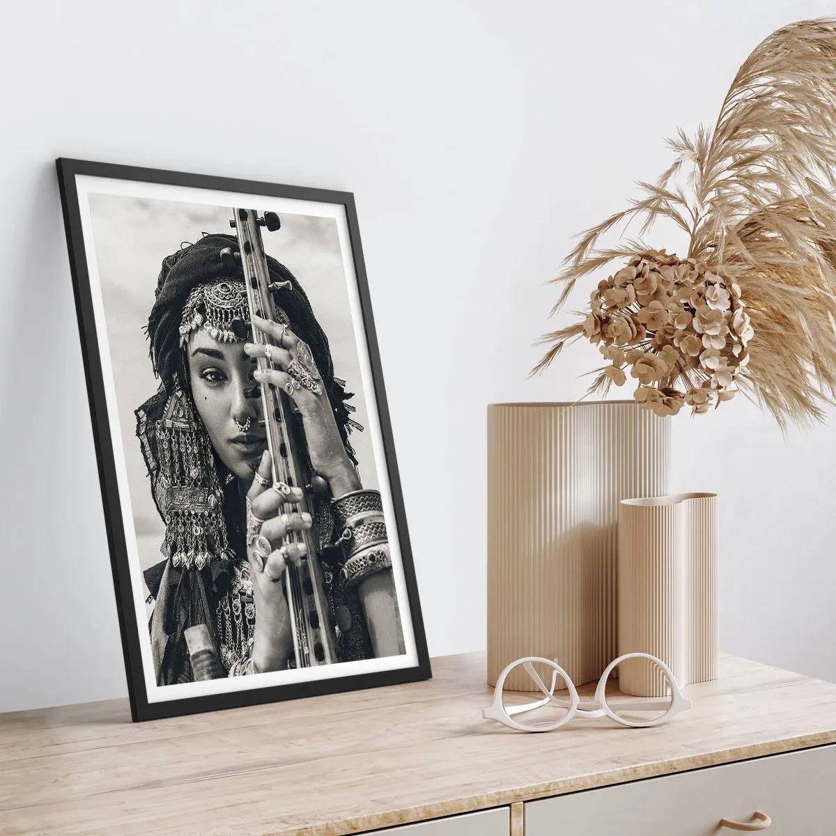 Poster in cornice nera - La musica dell'oriente - 30x40 cm