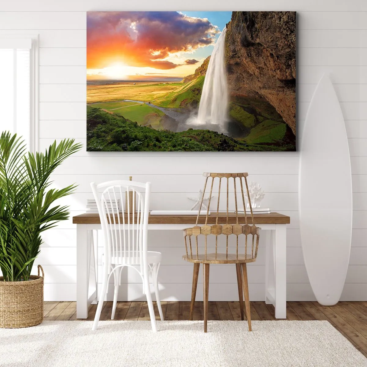 Quadro su tela - Stampe su Tela - Una cascata in un paesaggio pittoresco al tramonto - 70x50cm - Nel mezzo dell'estate islandese - Decorazione murale moderna per soggiorno e camera da letto ARTTOR