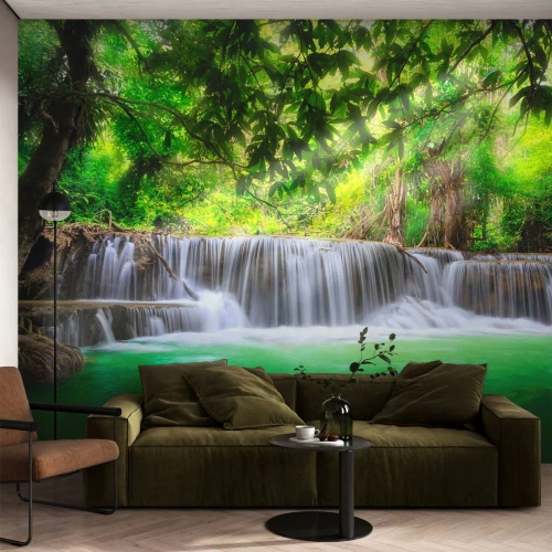 Fotomurali Premium Sand - Cascata nel verde - Paesaggio, Cascata, Parco Nazionale - 250x175 cm