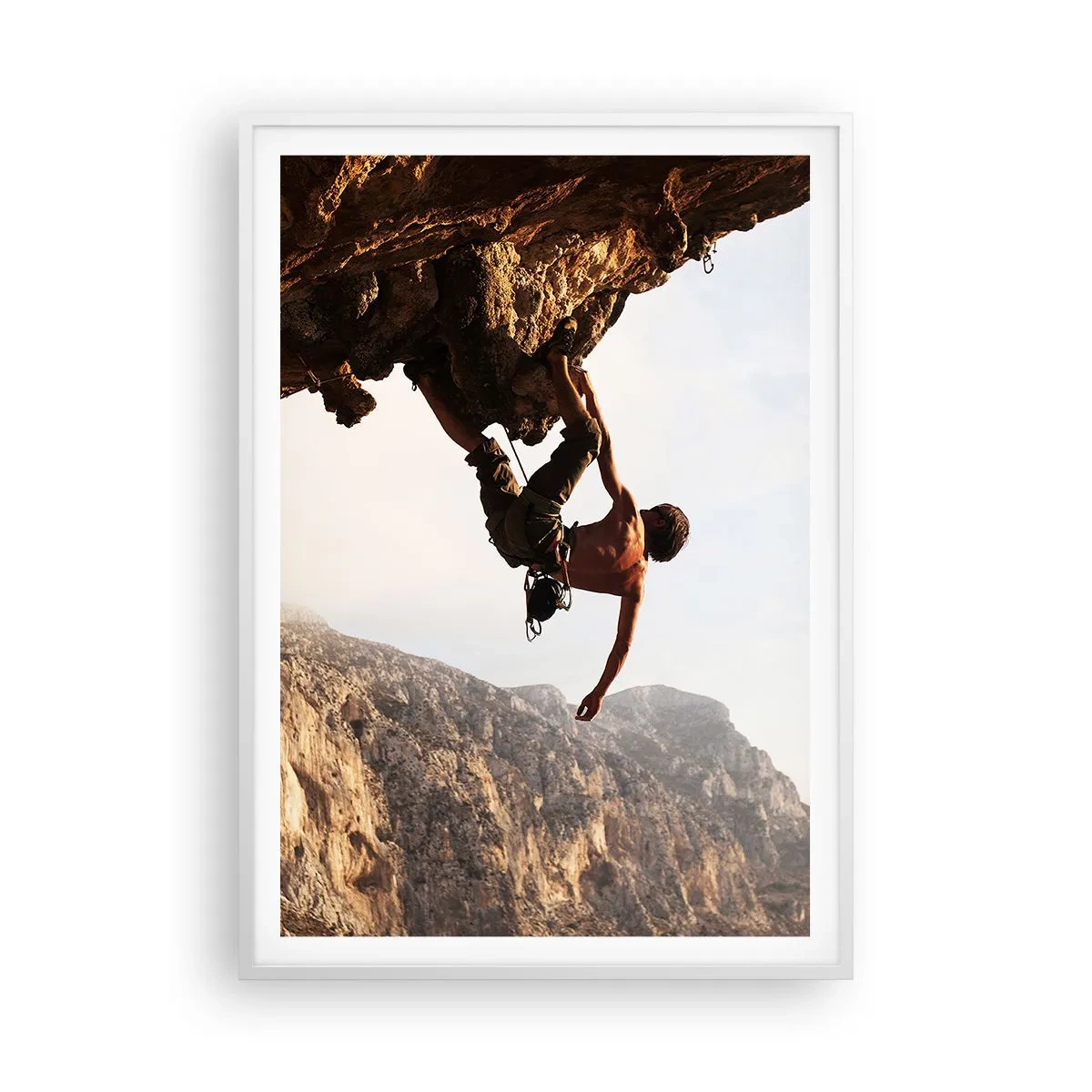 Poster in cornice bianca - Il mondo ristretto in una mano sul bordo del masso - 70x100 cm