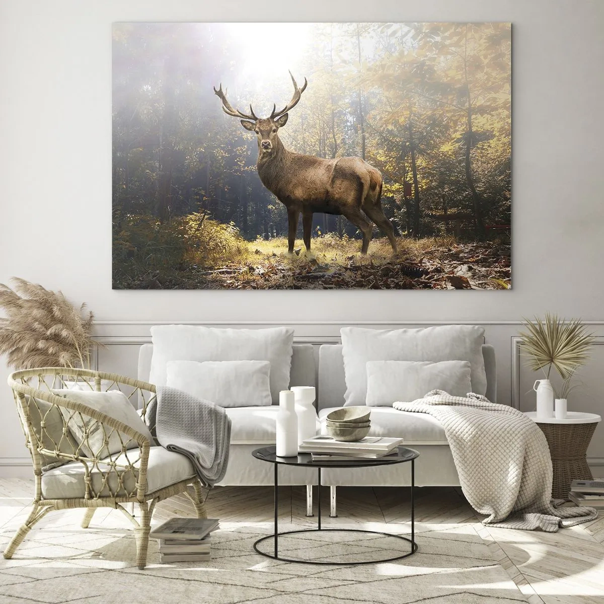 Quadro su vetro - Un maestoso cervo in una foresta autunnale illuminata dal sole - 100x70cm - Nella piena maestà - Decorazione murale moderna per soggiorno e camera da letto ARTTOR