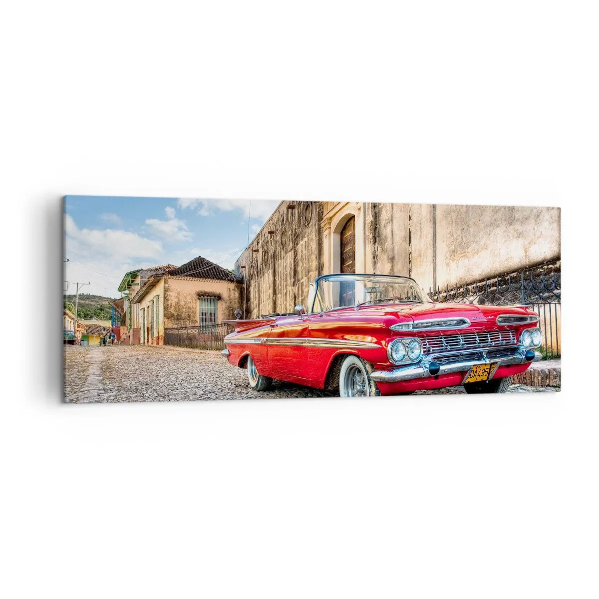 Quadro su tela - Stampe su Tela - Auto d'epoca rossa su una strada acciottolata - 140x50cm - Impressioni di Cuba - Decorazione murale moderna per soggiorno e camera da letto ARTTOR