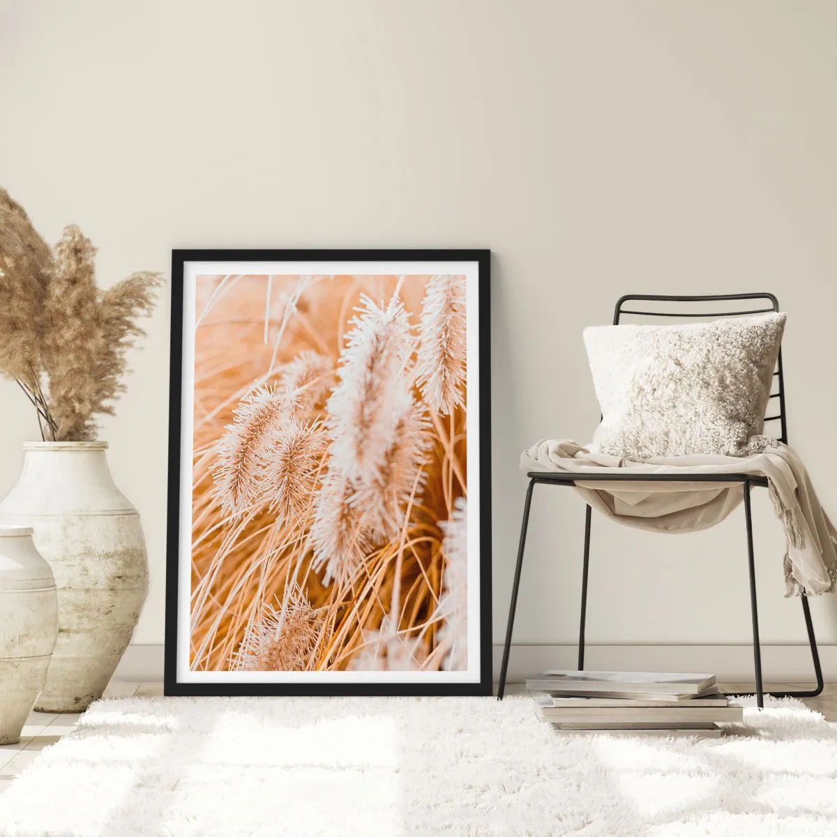 Poster in cornice nera - Delicati spuntoni d'erba in tonalità pastello di beige - 50x70cm - Il fruscio dorato dell'erba - Decorazione murale moderna per soggiorno e camera da letto ARTTOR