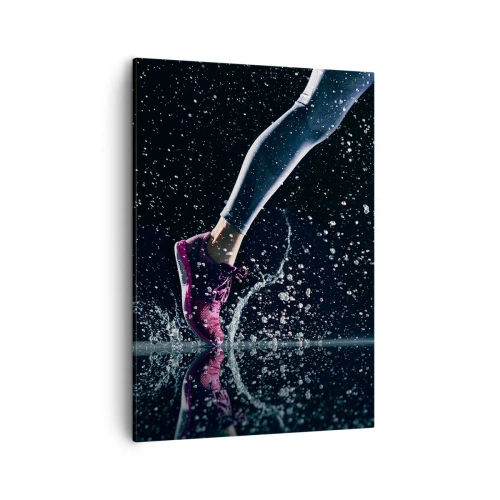 Quadro su tela - Stampe su Tela - Uno scatto dinamico di una corsa sotto la pioggia su uno sfondo nero - 50x70cm - Quanta forza nelle gambe - Decorazione murale moderna per soggiorno e camera da letto ARTTOR