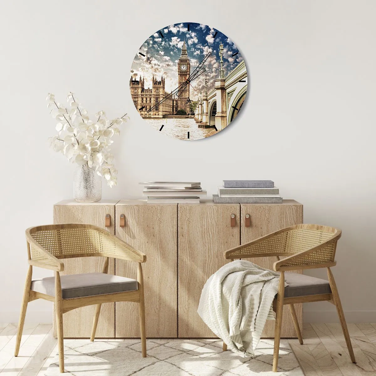 Orologio da parete - Orologio in Vetro - Il Big Ben e il ponte sul Tamigi a Londra in una giornata di sole - 30x30cm - Cirri sul Tamigi - Decorazione murale moderna per soggiorno, cucina e camera da letto ARTTOR