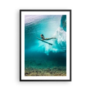 Poster in cornice nera - Un surfista sott'acqua in una scena dinamica con onde turchesi. - 50x70cm - Mondo subacqueo - Decorazione murale moderna per soggiorno e camera da letto ARTTOR