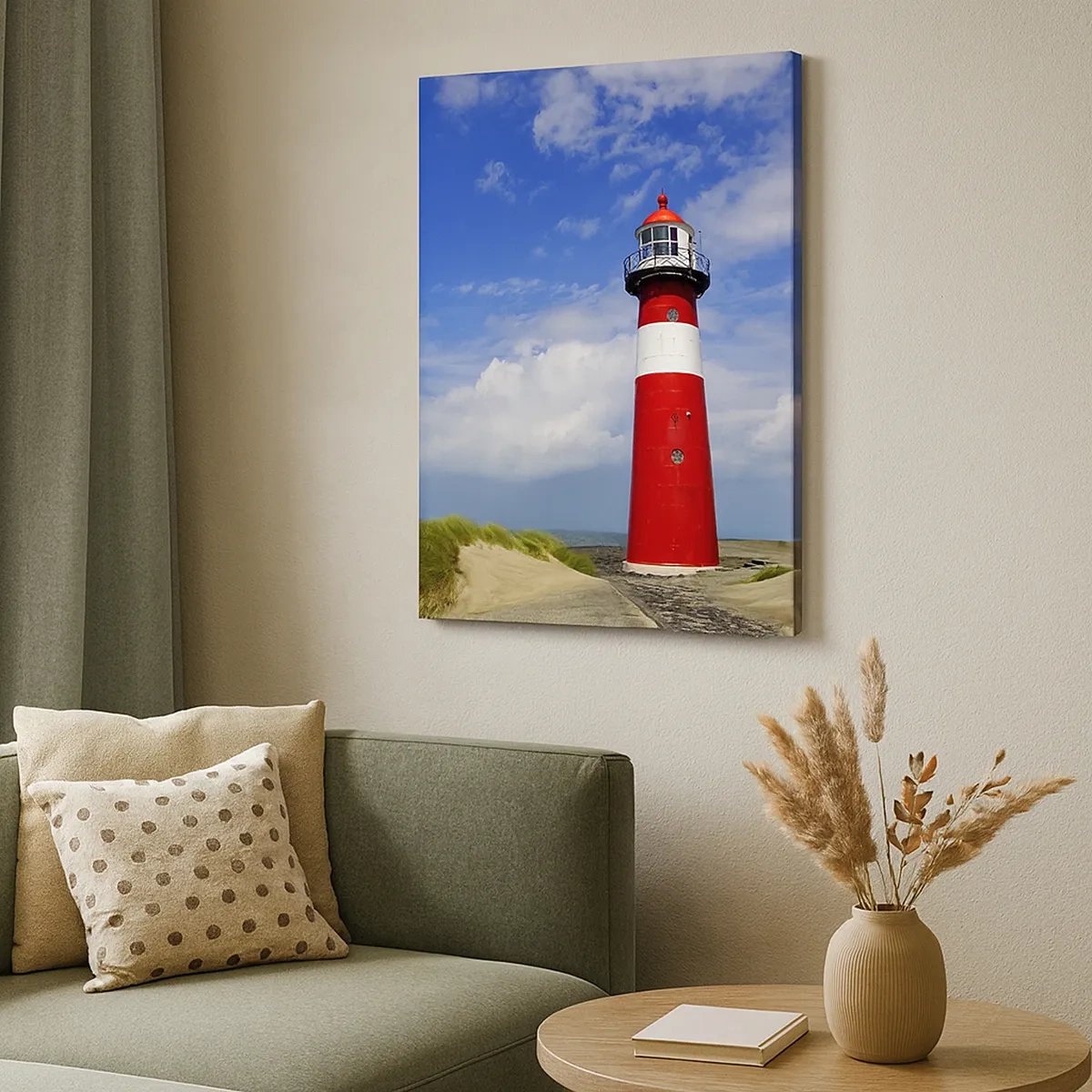 Quadro su tela - Stampe su Tela - Faro rosso sulla spiaggia sotto un cielo azzurro - 50x70cm - L'eremo dei sogni - Decorazione murale moderna per soggiorno e camera da letto ARTTOR