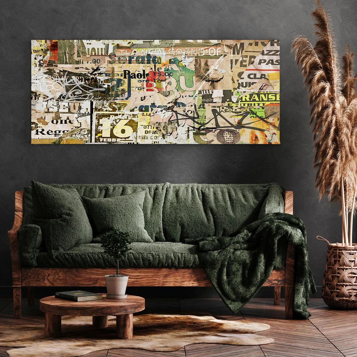 Quadro su tela - Stampe su Tela - Un collage di frammenti di giornali e manifesti in stile artistico. - 140x50cm - Qualcosa sta succedendo… - Decorazione murale moderna per soggiorno e camera da letto ARTTOR