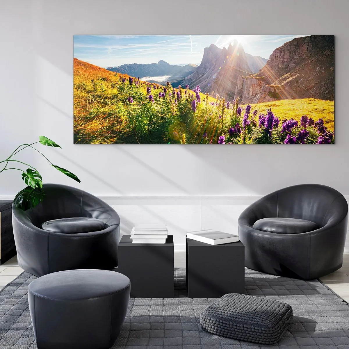 Quadro su vetro - Paesaggio montano con fiori alla luce del sole nascente - 120x50cm - La vita segreta delle erbe - Decorazione murale moderna per soggiorno e camera da letto ARTTOR