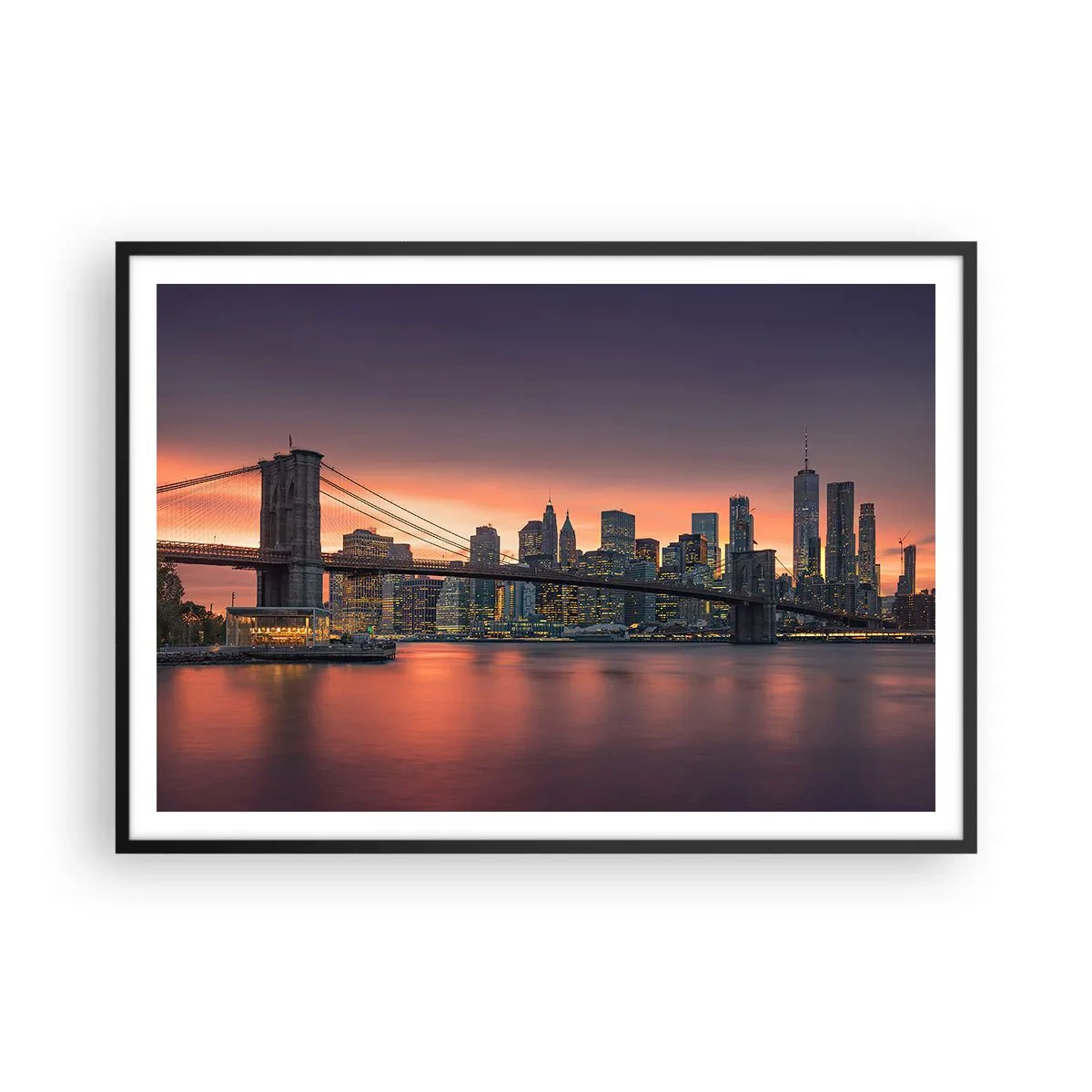 Poster in cornice nera - Panorama notturno della città con un ponte e un cielo illuminato - 100x70cm - Immersa nel silenzio lilla - Decorazione murale moderna per soggiorno e camera da letto ARTTOR