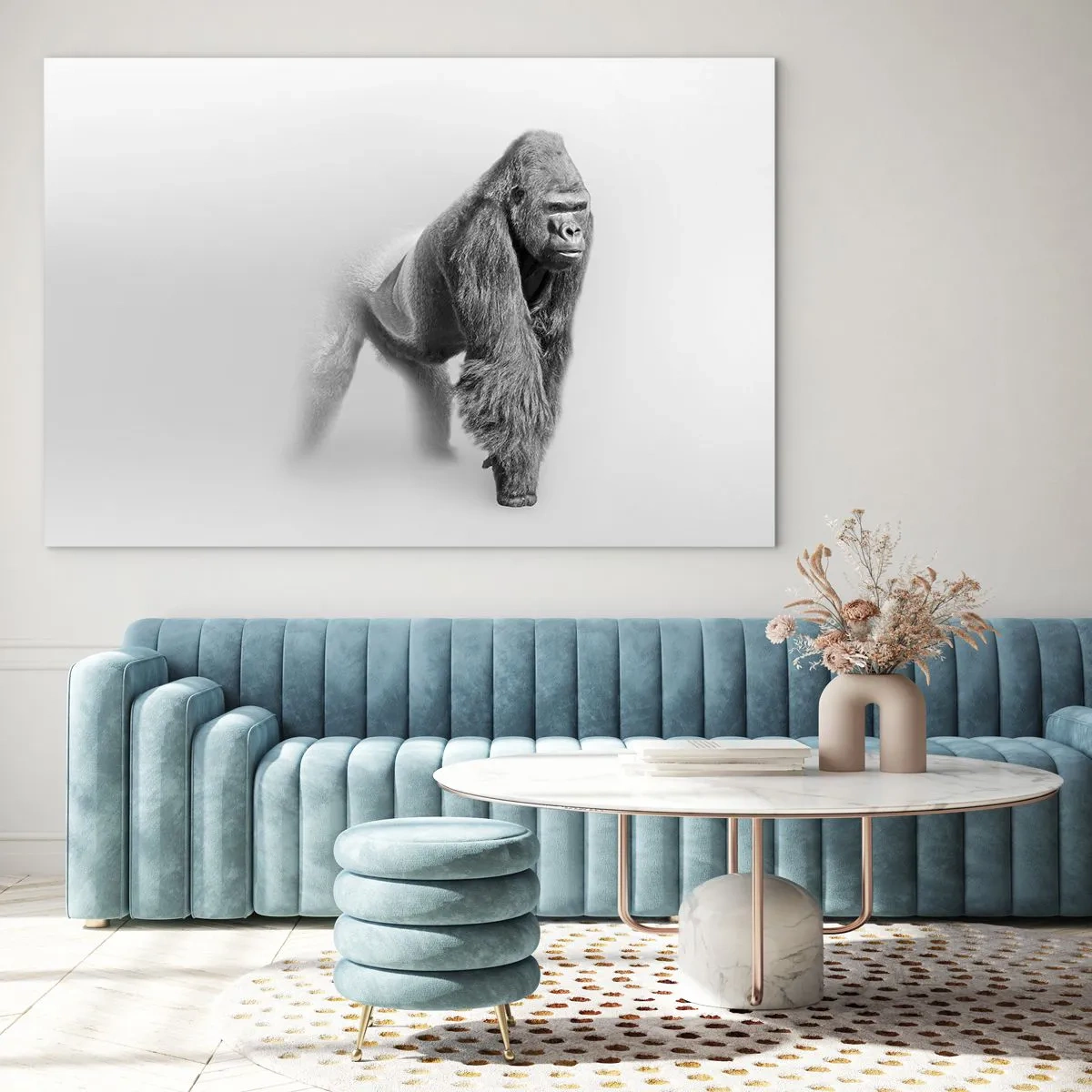 Quadro su vetro - Ritratto in bianco e nero di un maestoso gorilla su sfondo bianco - 70x50cm - Sicuro della propria forza - Decorazione murale moderna per soggiorno e camera da letto ARTTOR