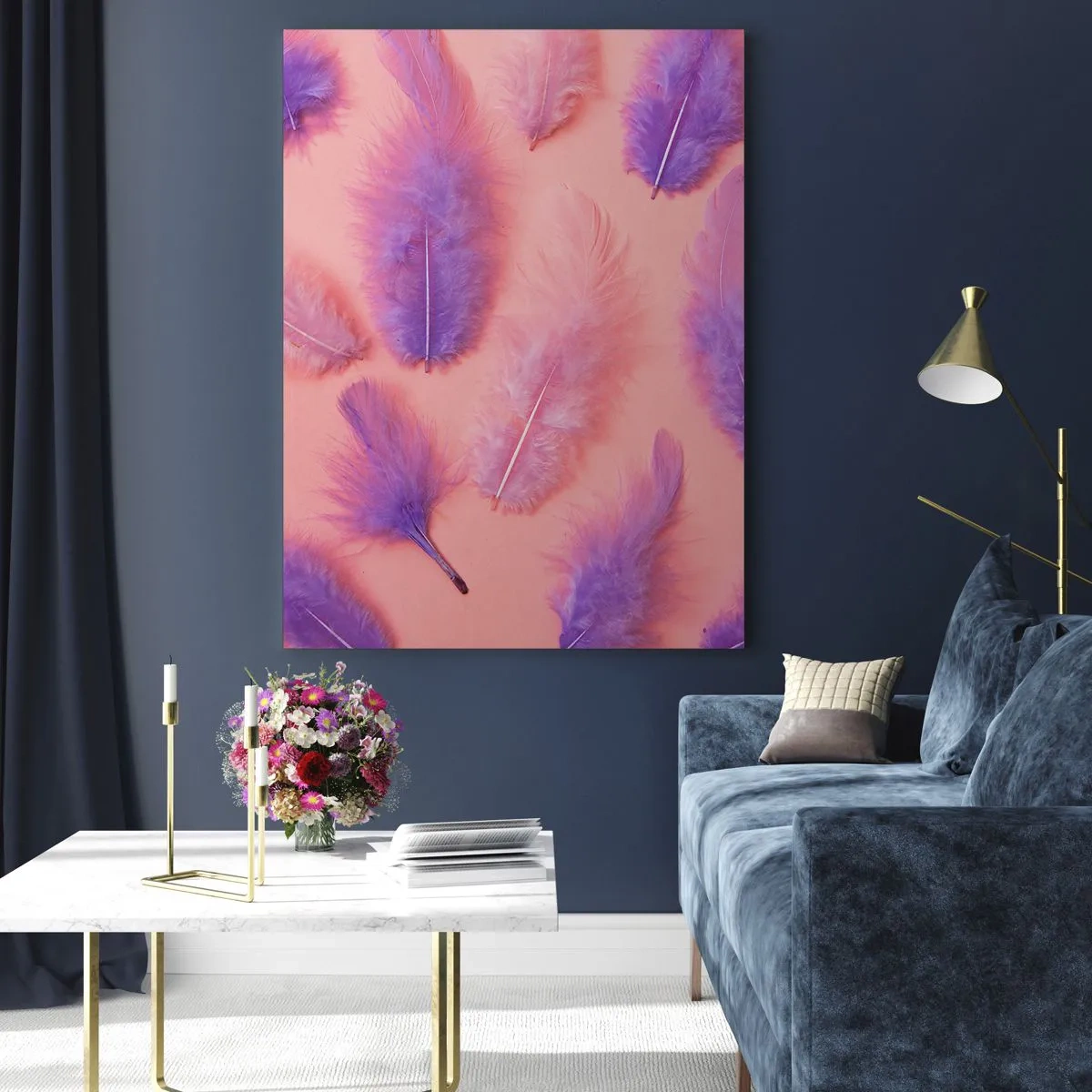 Quadro su vetro - Piume viola e rosa su uno sfondo pastello - 70x100cm - L'uccello lilla del desiderio - Decorazione murale moderna per soggiorno e camera da letto ARTTOR