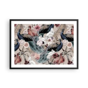 Poster in cornice nera - Un paesaggio con piume di pavone, rose e uccelli in stile romantico. - 70x50cm - Nel giardino del palazzo - Decorazione murale moderna per soggiorno e camera da letto ARTTOR