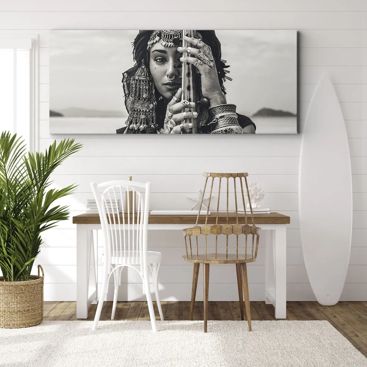 Quadro su tela - Stampe su Tela - Ritratto di una donna con gioielli etnici che tiene uno strumento in mano - 160x50cm - La musica dell'oriente - Decorazione murale moderna per soggiorno e camera da letto ARTTOR