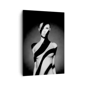 Quadro su tela - Stampe su Tela - Ritratto in bianco e nero di una donna in luce e ombra - 50x70cm - Luci e ombre - Decorazione murale moderna per soggiorno e camera da letto ARTTOR