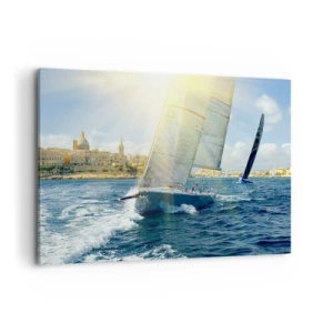 Quadro su tela - Stampe su Tela - Gara di yacht sullo sfondo di una costa soleggiata - 120x80cm - Tempo di lasciare la città - Decorazione murale moderna per soggiorno e camera da letto ARTTOR