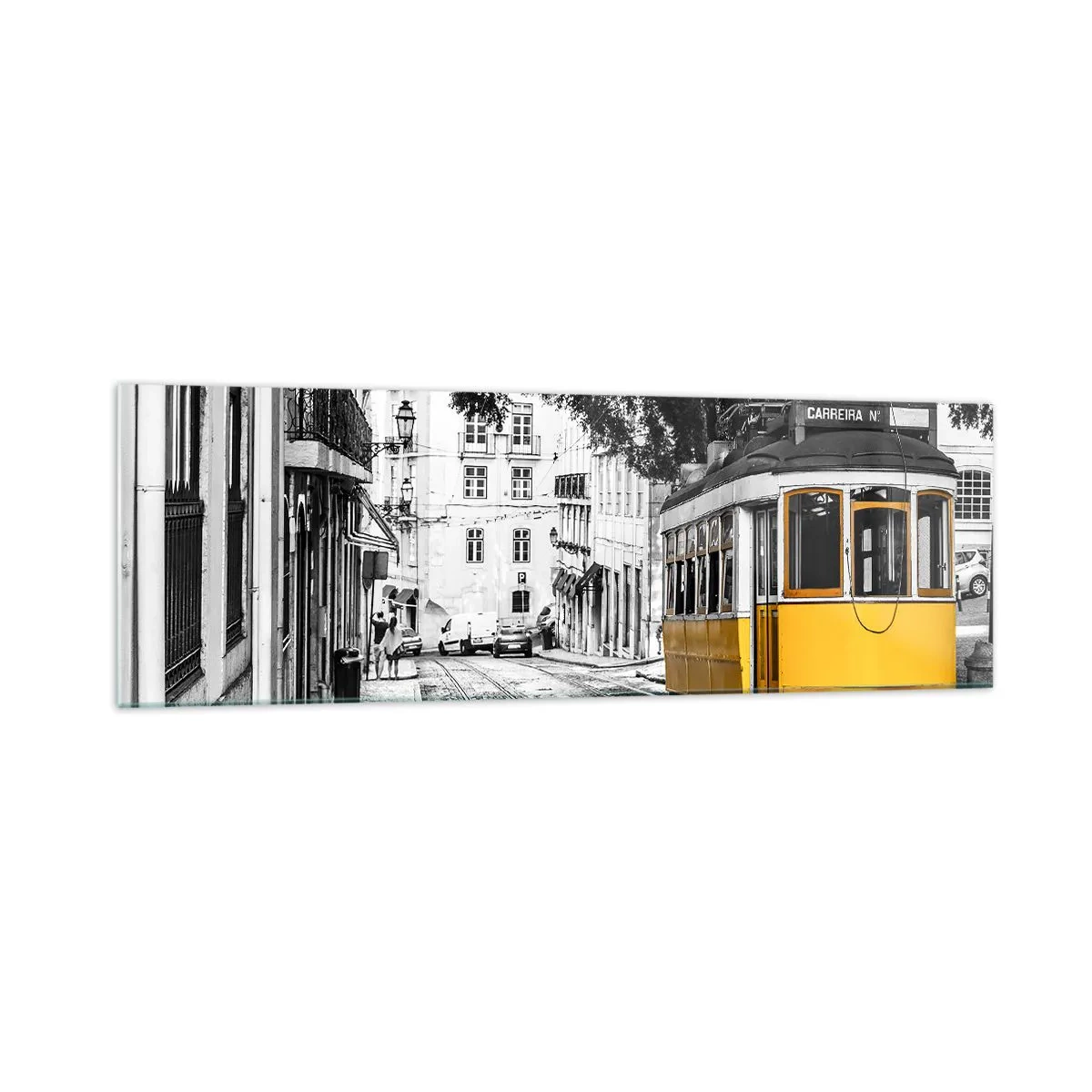 Quadro su vetro - Un tram giallo sullo sfondo di una strada bianca e nera - 160x50cm - Con il fado in sottofondo - Decorazione murale moderna per soggiorno e camera da letto ARTTOR