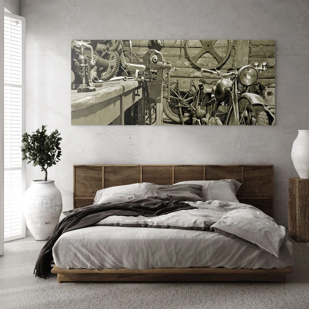 Quadro su vetro - Officina retrò con motociclette e attrezzi - 140x50cm - Nel capanno di zio Alfredo - Decorazione murale moderna per soggiorno e camera da letto ARTTOR