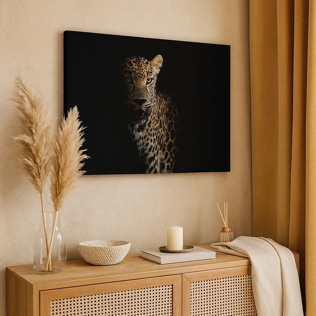 Quadro su tela - Stampe su Tela - Un leopardo su sfondo scuro con sguardo intenso - 70x50cm - Bellezza tenebrosa - Decorazione murale moderna per soggiorno e camera da letto ARTTOR