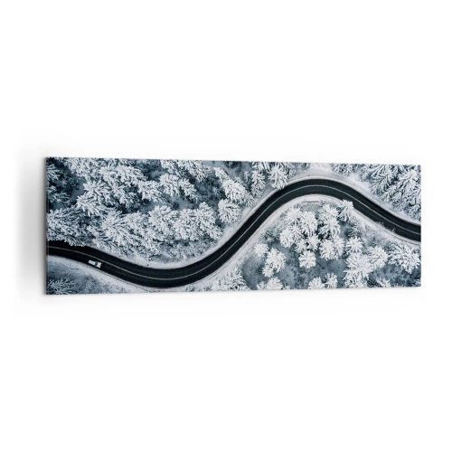 Quadro su tela - Stampe su Tela - Una vista a volo d'uccello di una strada tortuosa in una foresta invernale - 160x50cm - Attraverso il bosco invernale - Decorazione murale moderna per soggiorno e camera da letto ARTTOR