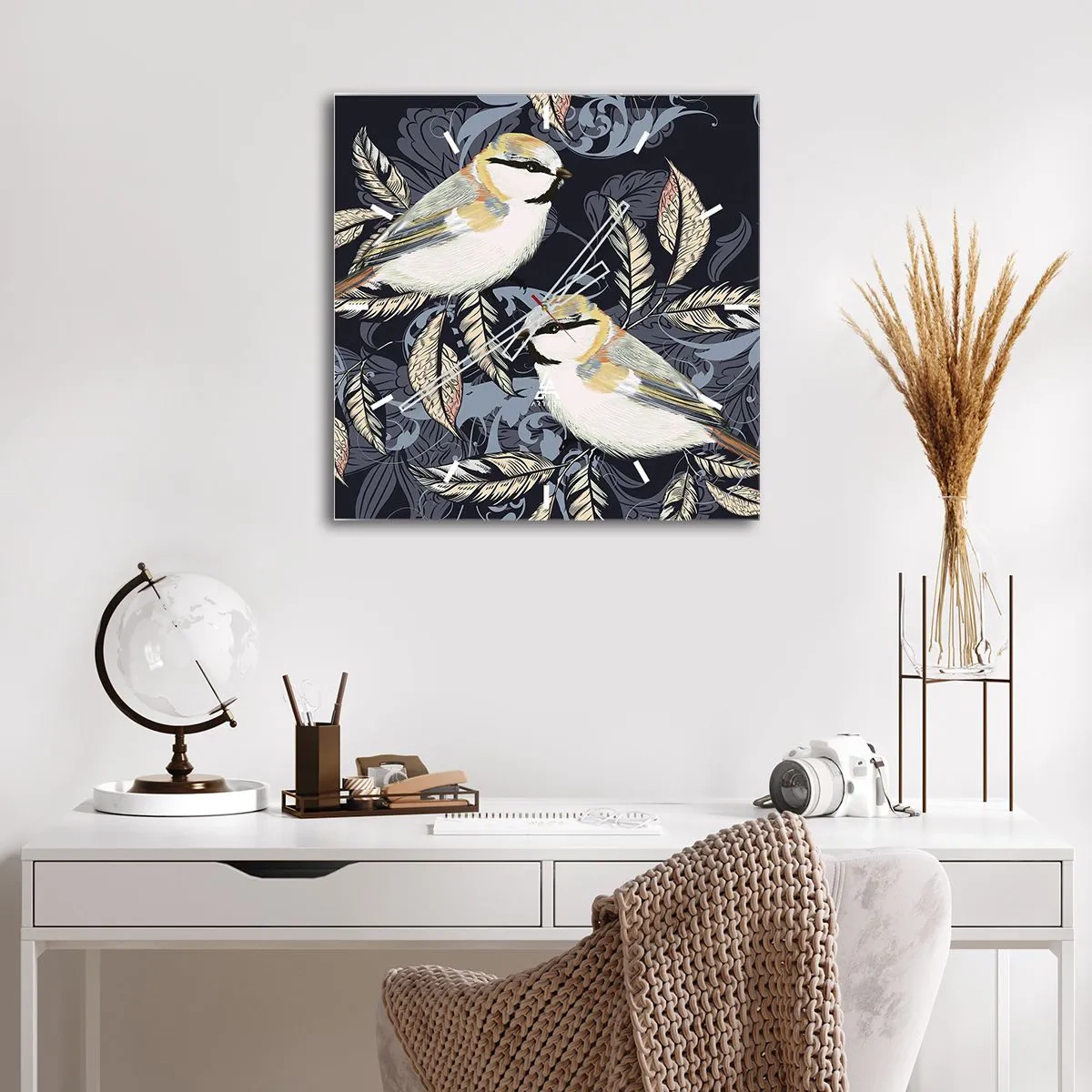 Orologio da parete - Orologio in Vetro - Uccelli sui rami in uno sfondo ornamentale - 30x30cm - Cinguettio oro e blu - Decorazione murale moderna per soggiorno e camera da letto ARTTOR