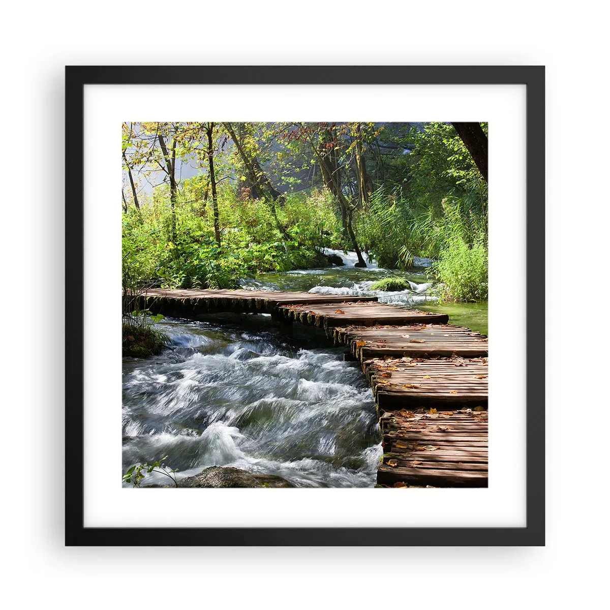 Poster in cornice nera - Sulla cascata spumeggiante - 40x40 cm