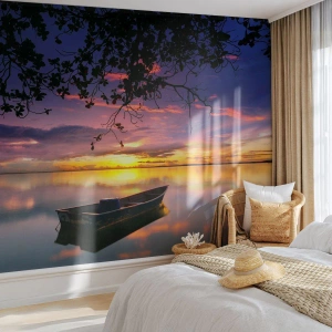 Fotomurali Premium Sand - Una barca sul lago al tramonto - 100x70cm - Ti sembra di essere sospeso nel cielo... - Decorazione murale moderna per soggiorno e camera da letto ARTTOR